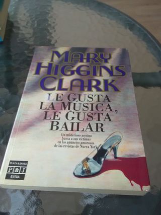 Le gusta la música, le gusta bailar