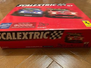 Scalextric GT Ferrari con mandos pro