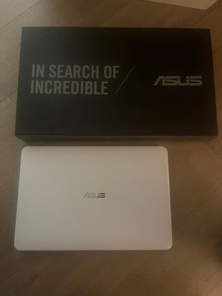 Portátil Asus Blanco/Gris