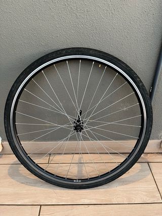 Ruedas bici con cubiertas y piñonera