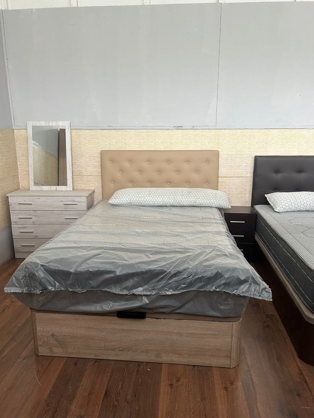 Materasso e divano pieghevoli