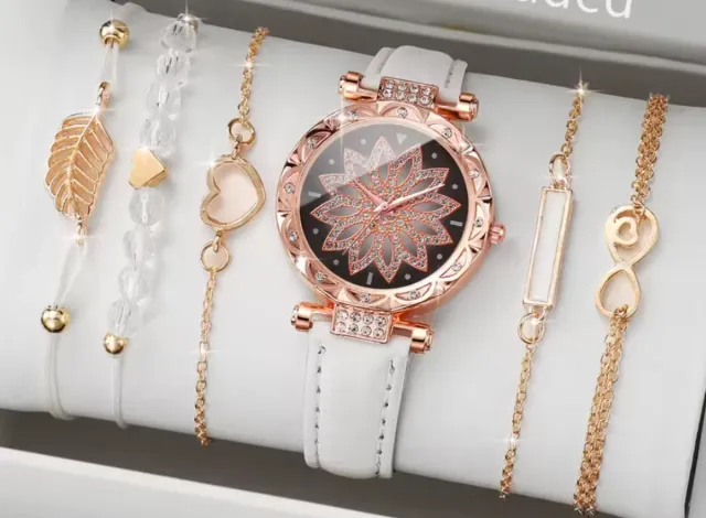 1 Reloj con 5 pulseras de mujeres