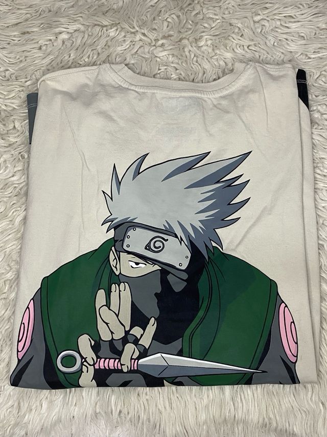 Camiseta Naruto Manga Corta XL Pull&Bear