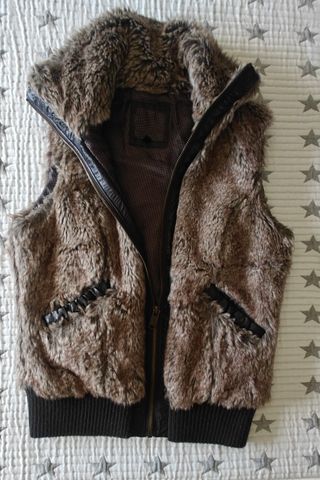 Chaleco de piel sintética S