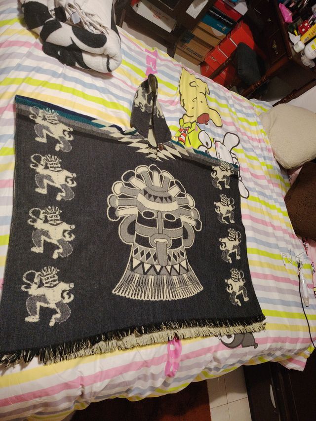 Poncho tejido multicolor talla única