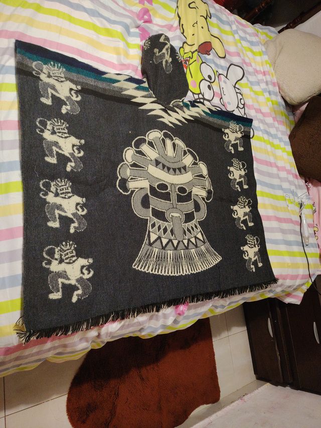 Poncho tejido multicolor talla única