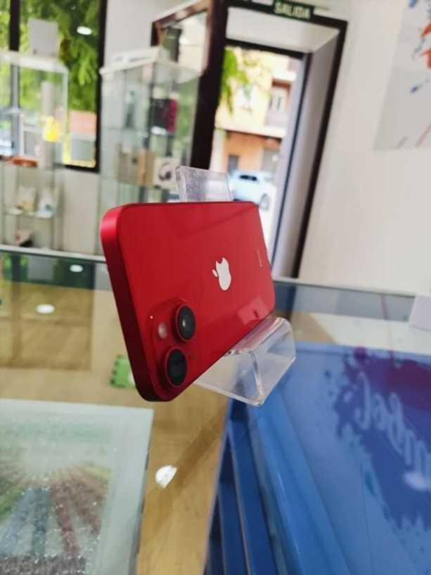 iPhone 14 Rojo 128GB Batería 84%