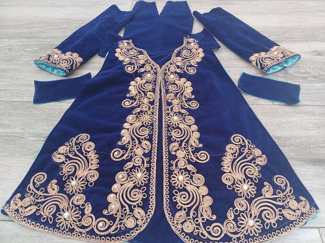 Saya bordada para virgen de 70 cm