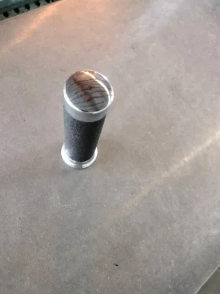 Puño Moto 25mm Negro Cromado.