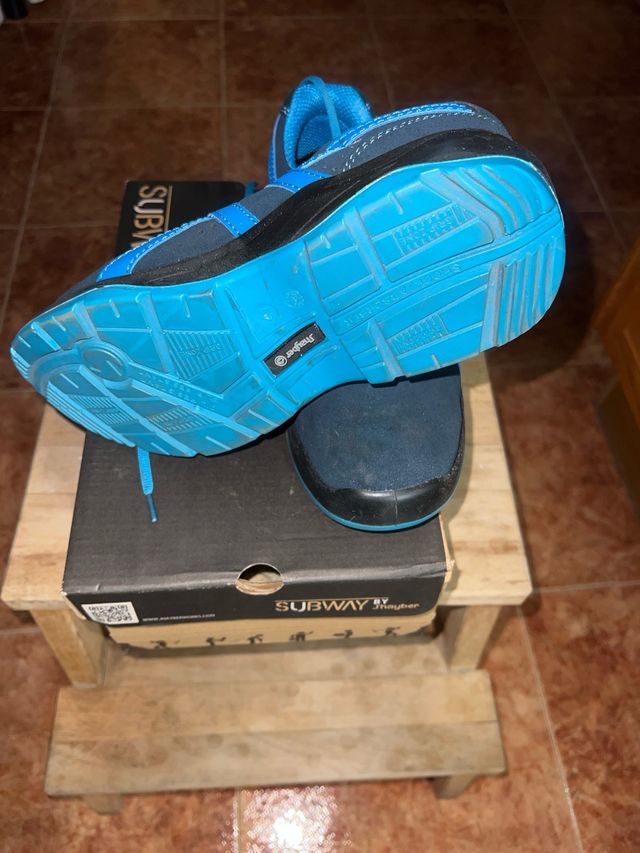 Botas de trabajo J.hayber azules y negras