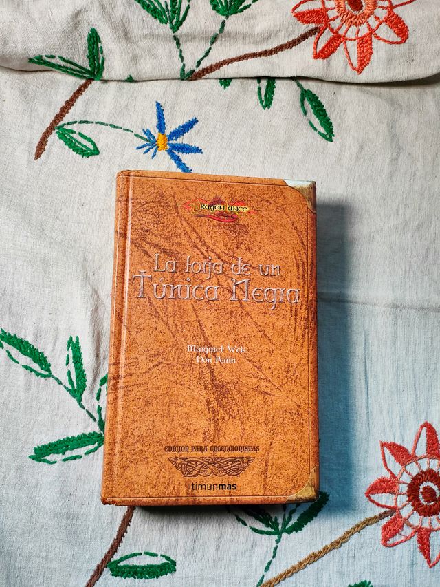 Forja Túnica Negra. Dragonlance.