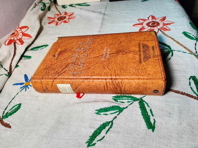 Forja Túnica Negra. Dragonlance.