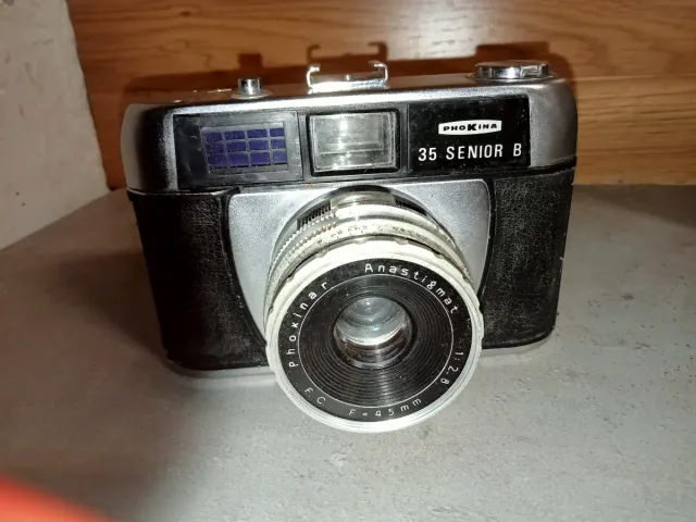 Cámara Phokina 35 Senior B con funda