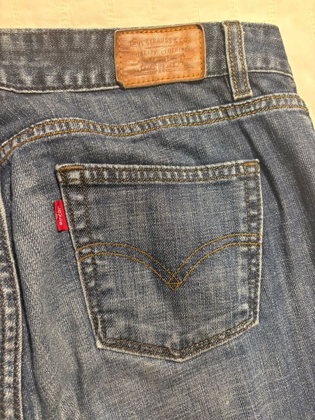 Levi's Vaqueros Mid Rise Straight 552 W28  e a