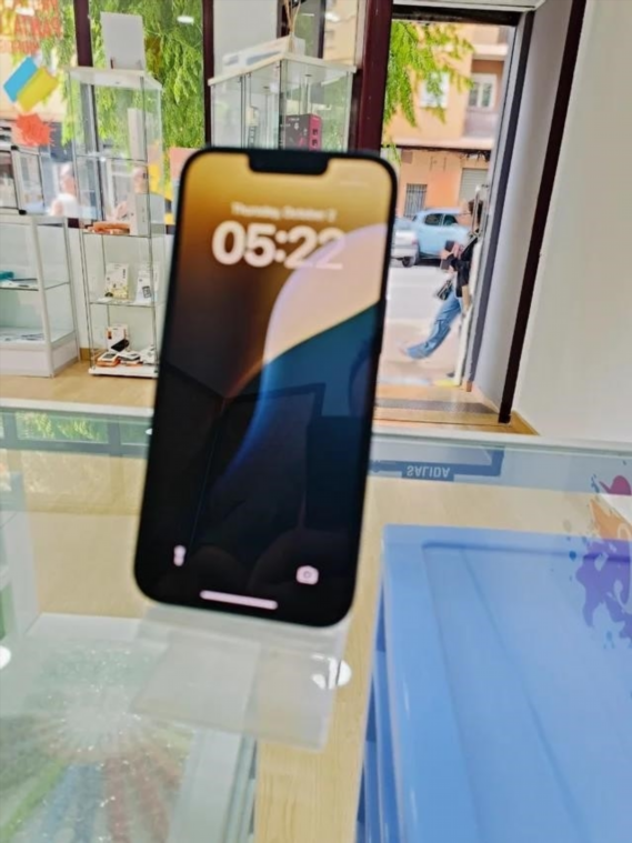 Batteria iPhone 14 nera da 128 GB 85%