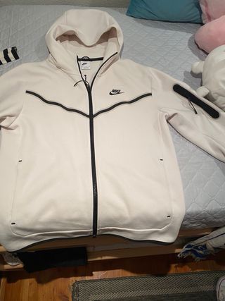 Sudadera Nike Tech Fleece Blanca Talla M