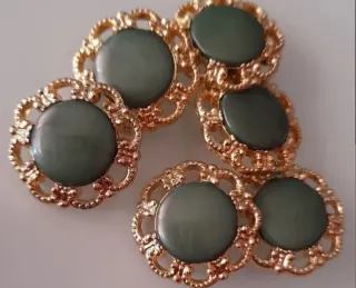 Lote 14 botones- 9 colores