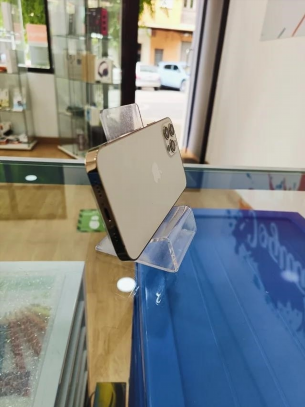 Batteria iPhone 12 Pro Gold da 128 GB 100%