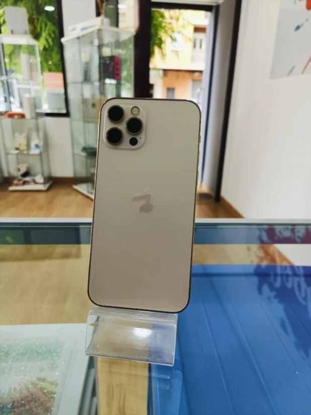 Batteria iPhone 12 Pro Gold da 128 GB 100%