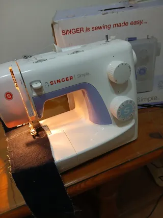 Máquina de coser Singer Simple