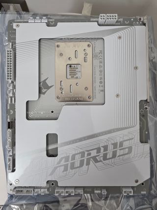Scheda Madre Gigabyte X870 Aorus Stealth Ice