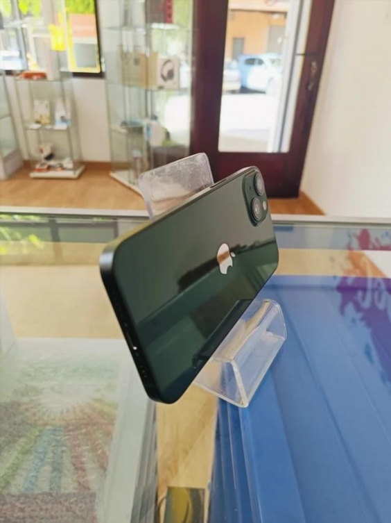 Batteria da 128 GB verde notte per iPhone 13 100%