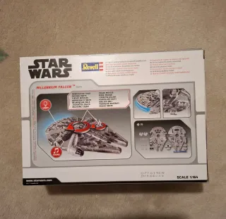 Maqueta réplica del Halcón Milenario Star Wars