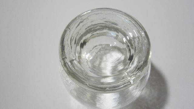 Mortero de cristal antiguo farmacia