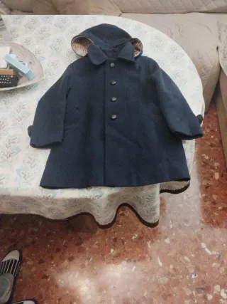 Abrigo azul marino talla 3 años