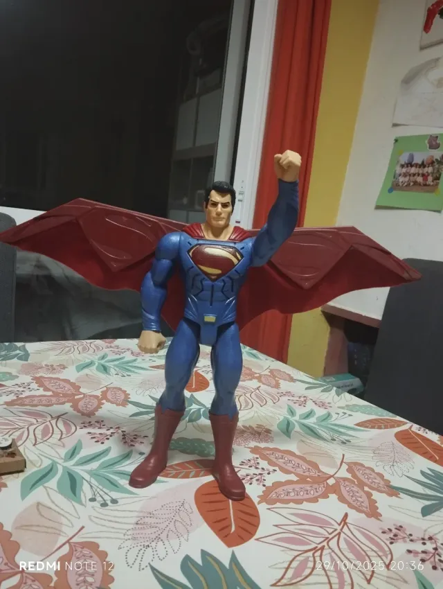 Muñeco Superman DC Mattel 2015