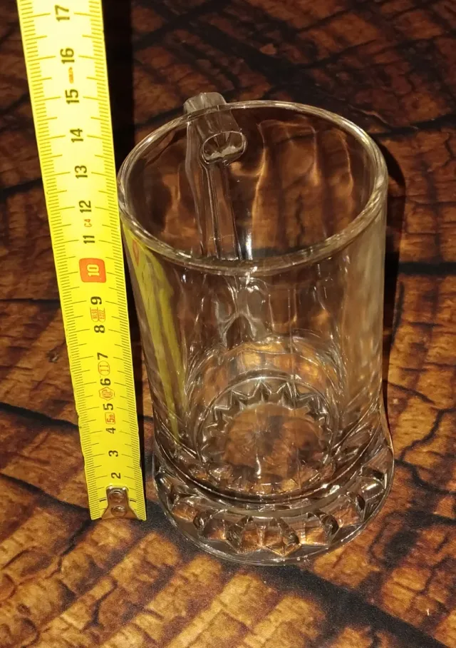 Jarras y chupitos de cristal