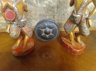 Statue birmane legno intarsiato a mano con pietre