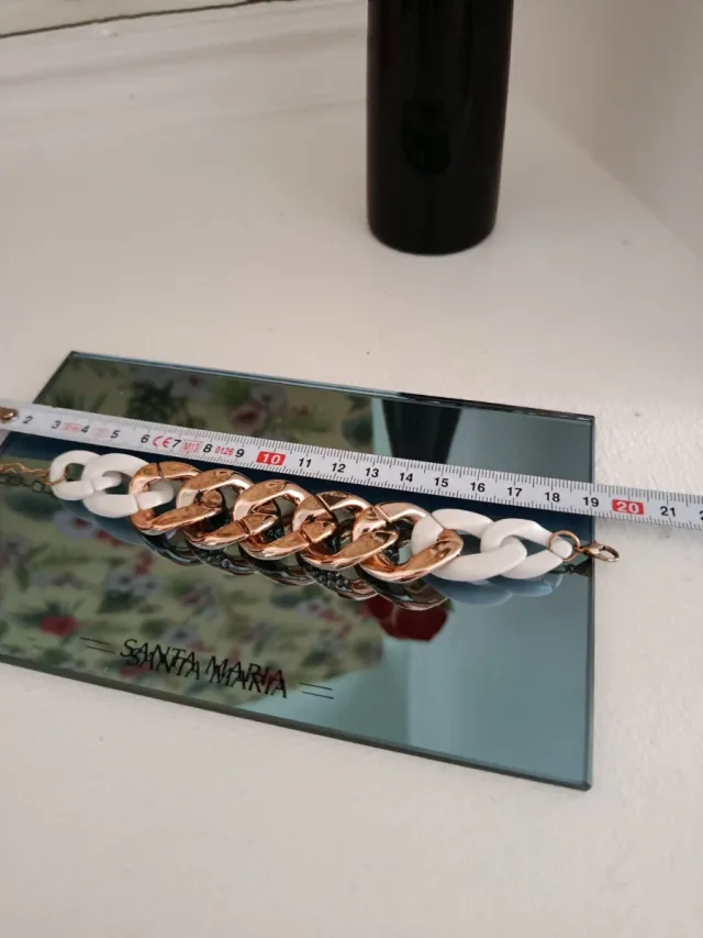 Pulsera eslabones dorados y blancos