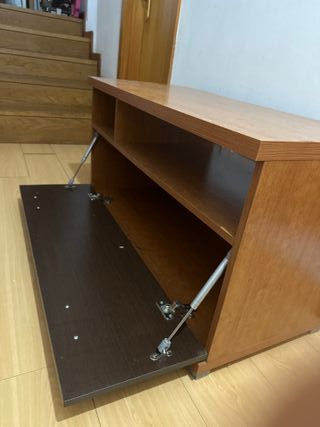 Móvel de TV em madeira