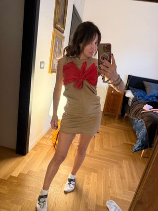 Vestito con fiocco beige e rosso taglia 40