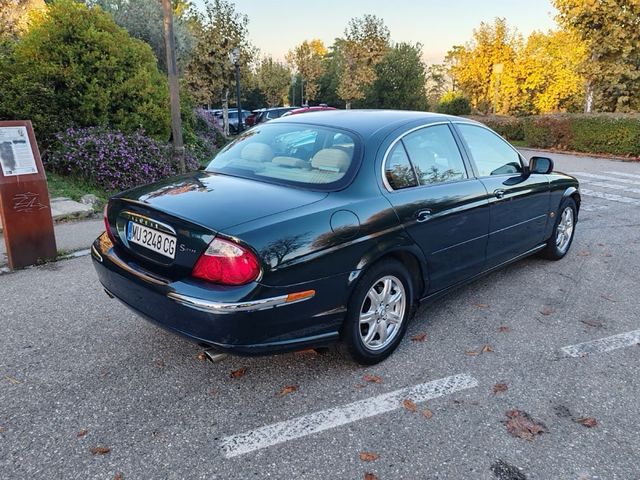 Jaguar S-Type 3.0 V6 238 manual 2000