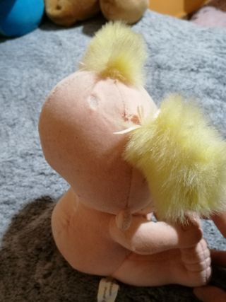 Peluche Kaloo rosa con manchas