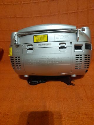 Radio Plata Portátil Multimedia