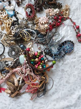 Lote de bisutería variada