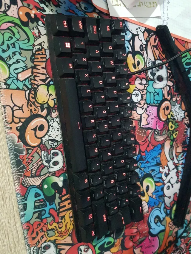 PC Gaming MSI 
Con monitor y teclado incluido