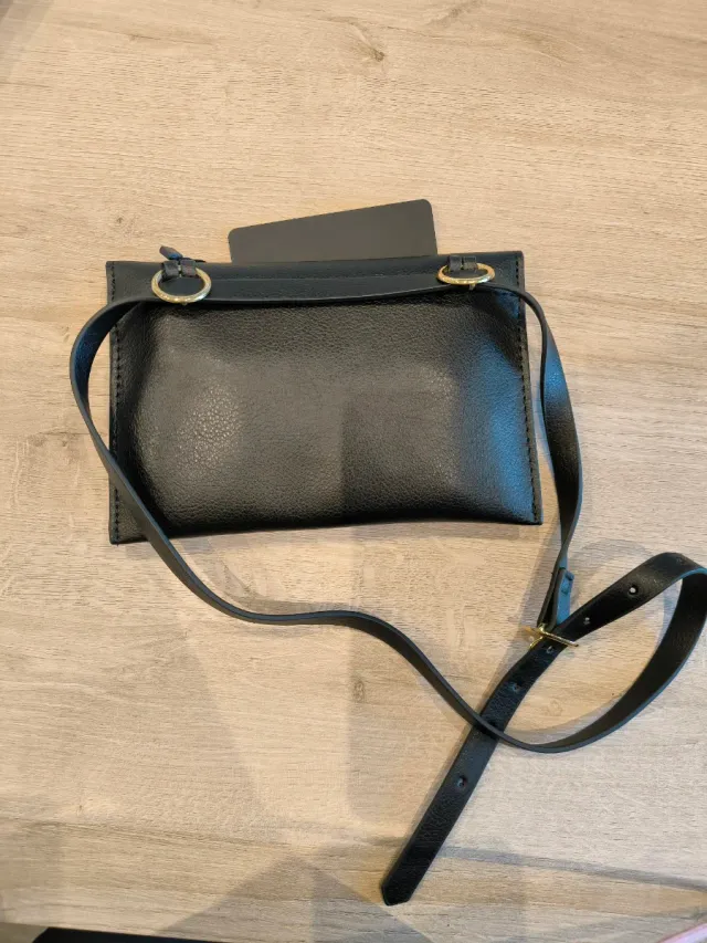 Bolso negro Zara