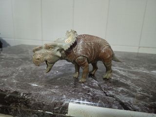 Dinosaurio Pachyrhinosaurus Juguete