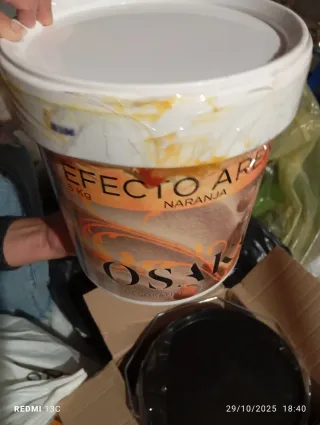 Cubo Pintura Efecto Arena 5kg Crema y naranja