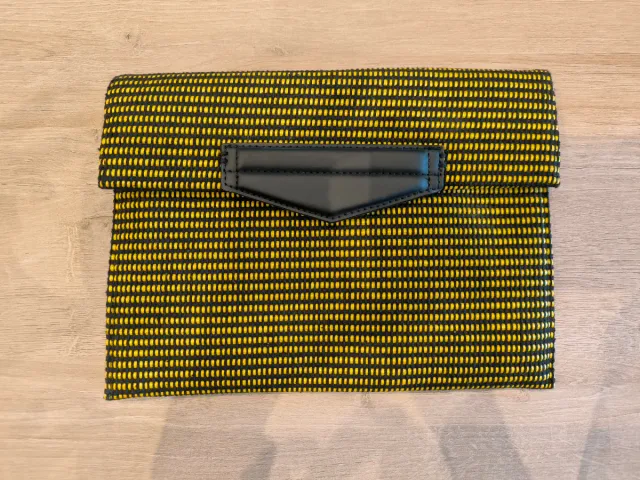 Bolso de mano Mango negro y amarillo