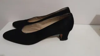 Zapatos de ante negro