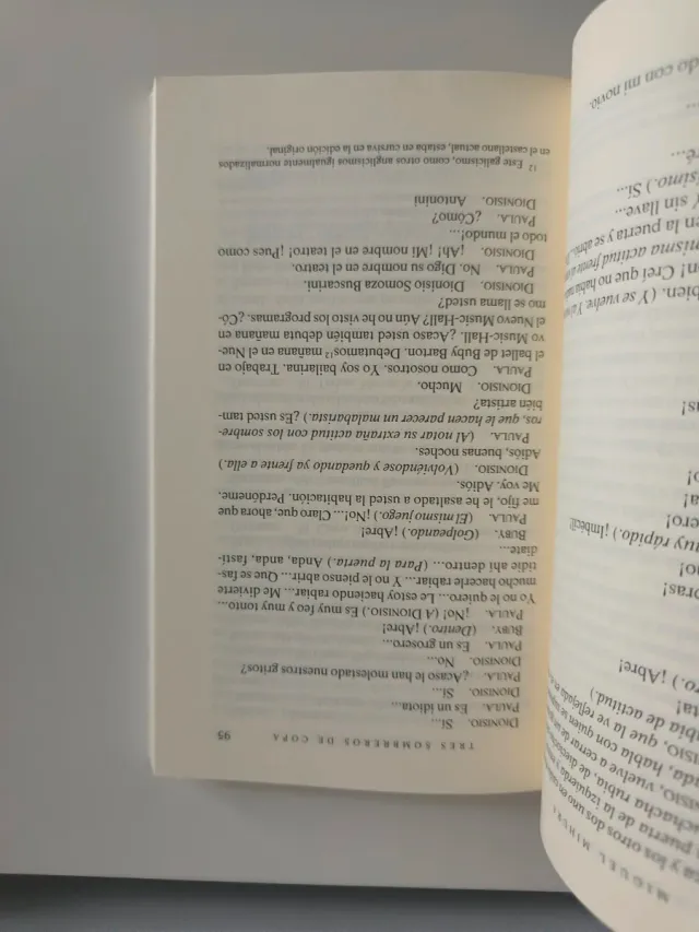 Tres sombreros de copa. Maribel y la extraña fa...