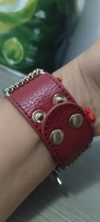 Pulsera malla dorada y roja