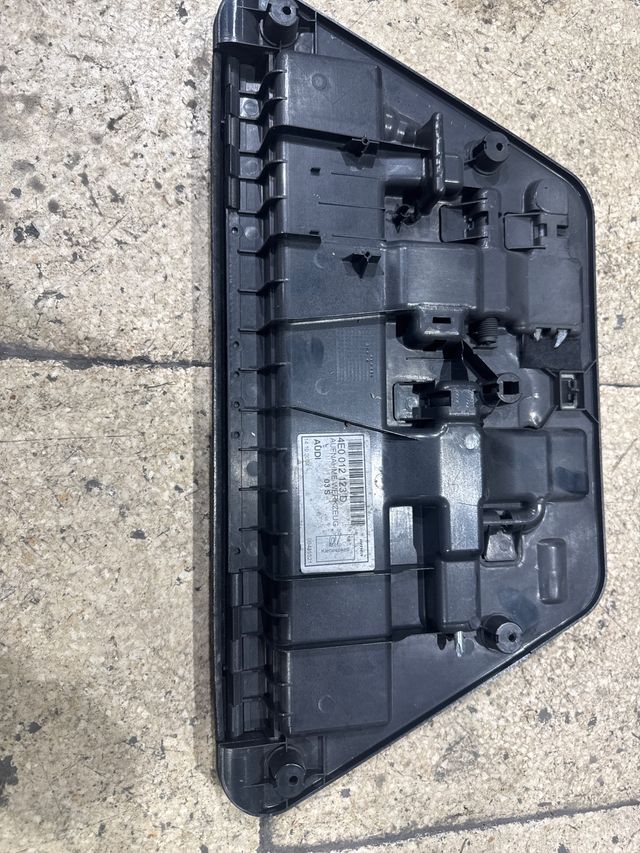 Audi A8 S8 D3 4E Caja Herramientas 4E0012123D