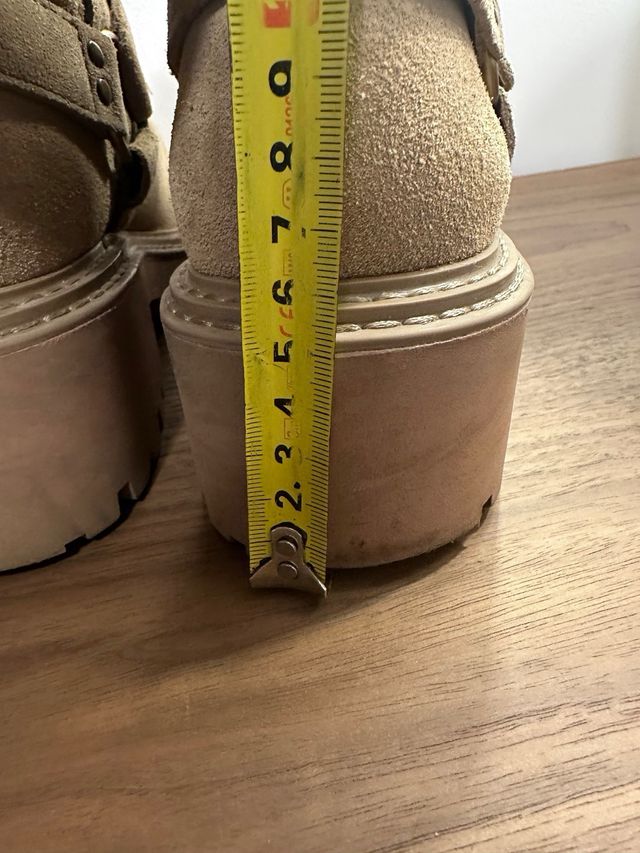 Botines ante beige talla 40