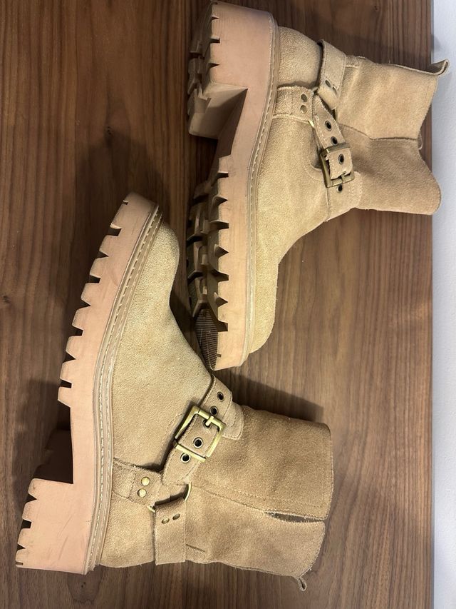 Botines ante beige talla 40